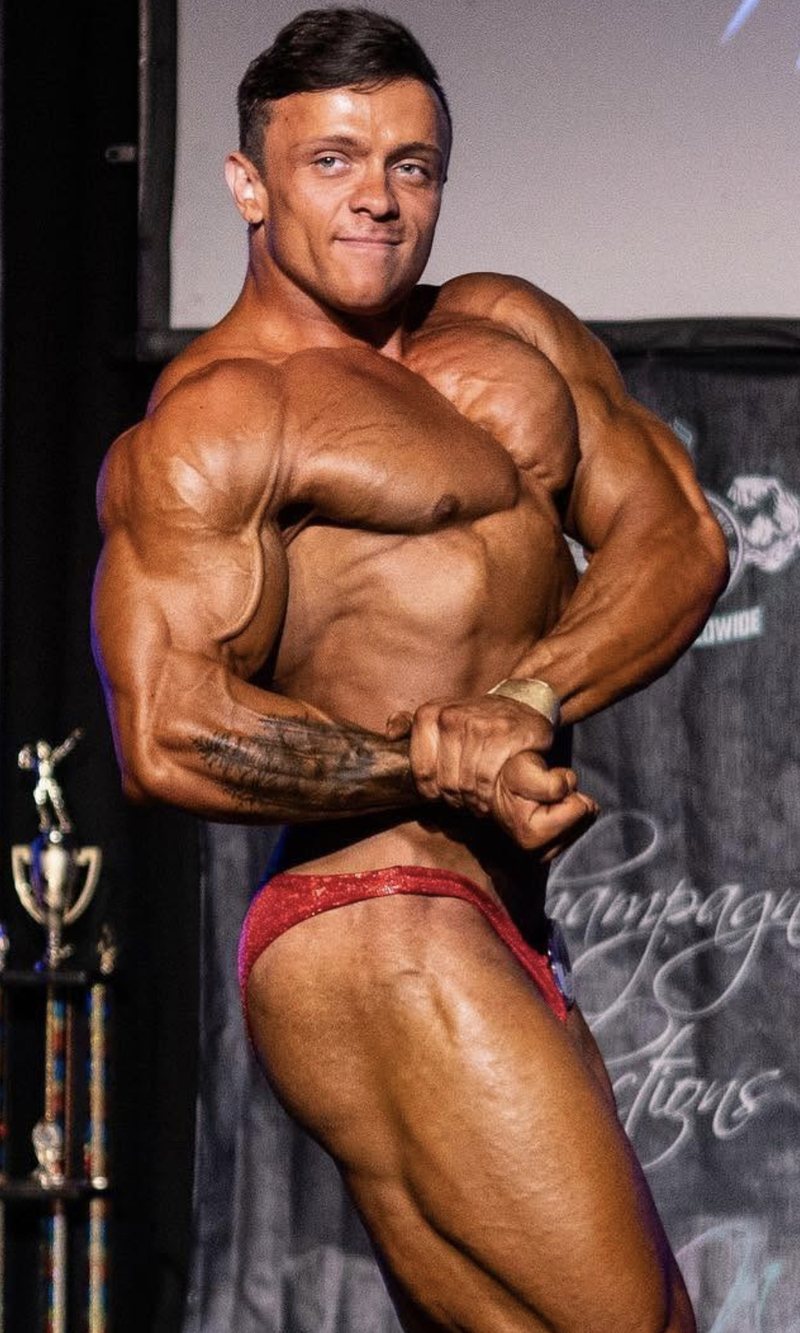 Stefan on stage, 2019 SA bodybuilding championships